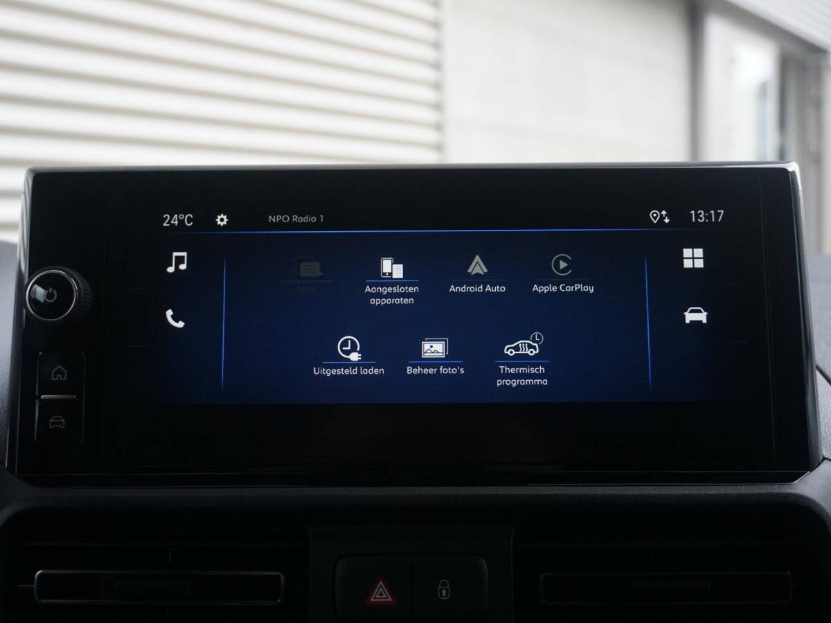 Opel Combo-e Opel Combo Electric L1 50kWh | camera | Apple Carplay/Android Auto  | laadruimtebetimmering  | Comfort stoelen | rijklaarprijs