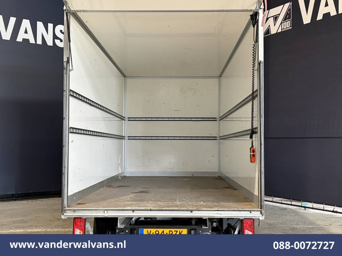 Ford Transit Ford Transit 2.0 TDCI 161pk Bakwagen Laadklep Euro6 Airco | Cruisecontrol | Verwarmde voorruit Bijrijdersbank, 1040kg laadvermogen, zijdeur mogelijk 1750 ex btw meerprijs