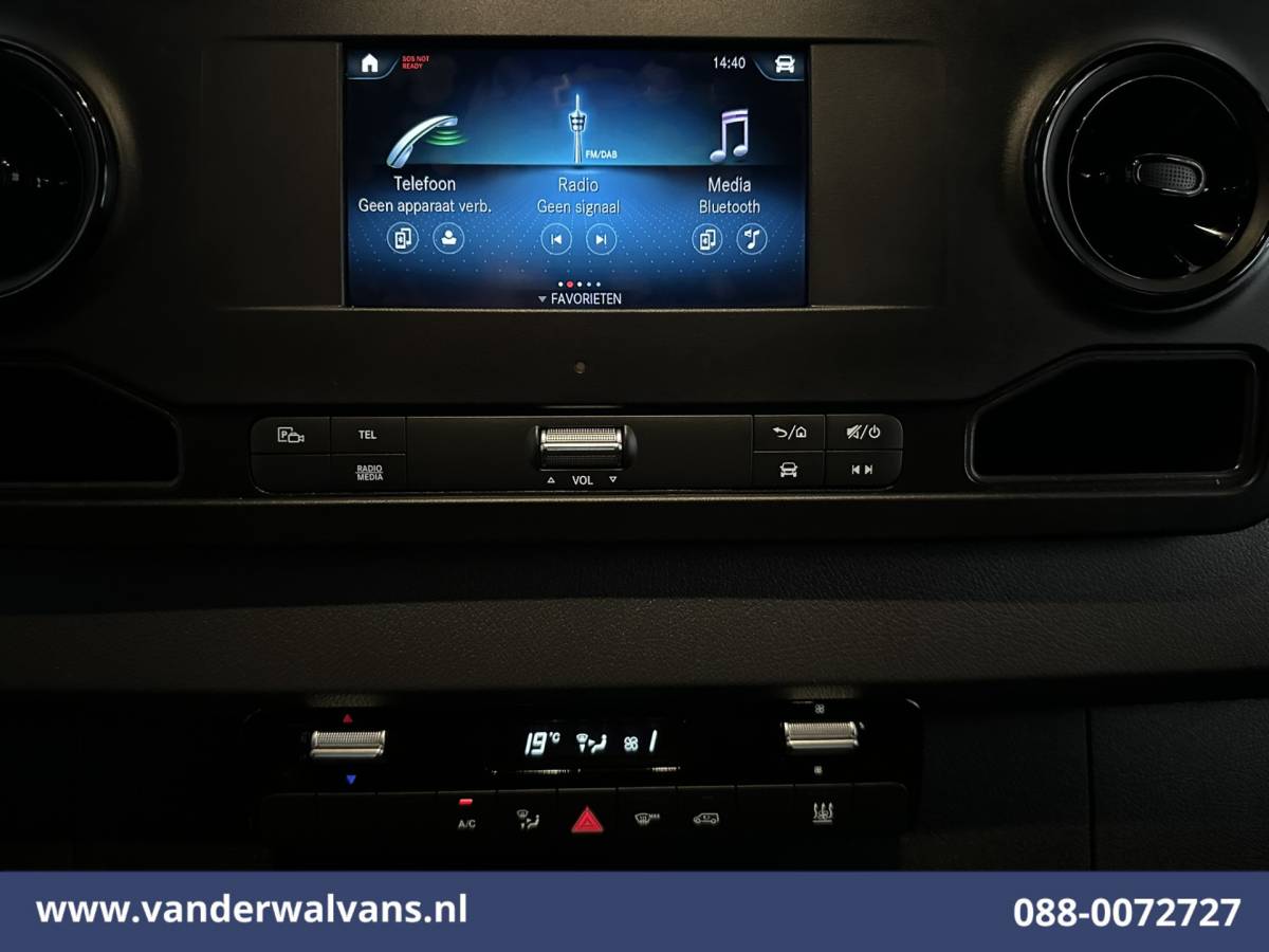 Mercedes-Benz Sprinter Mercedes-Benz Sprinter 315 CDI 150pk L2H2 Euro6 Airco | Camera | Apple Carplay | Cruisecontrol | Chauffeursstoel | Leder Android Auto, Parkeersensoren, Bijrijdersbank
