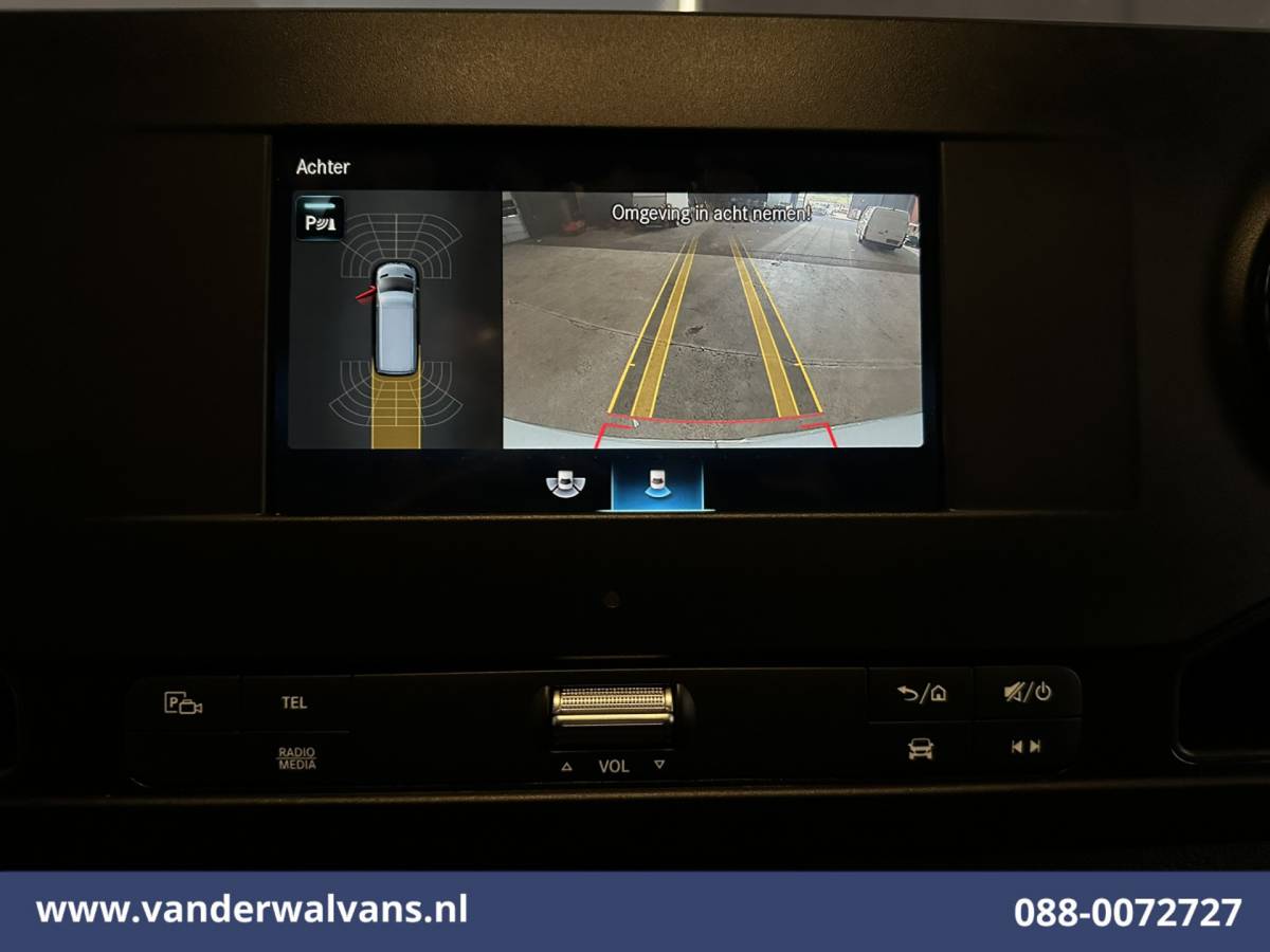 Mercedes-Benz Sprinter Mercedes-Benz Sprinter 315 CDI 150pk L2H2 Euro6 Airco | Camera | Apple Carplay | Cruisecontrol | Chauffeursstoel | Leder Android Auto, Parkeersensoren, Bijrijdersbank