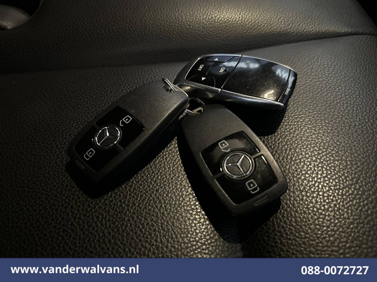 Mercedes-Benz Sprinter Mercedes-Benz Sprinter 315 CDI 150pk L2H2 Euro6 Airco | Camera | Apple Carplay | Cruisecontrol | Chauffeursstoel | Leder Android Auto, Parkeersensoren, Bijrijdersbank