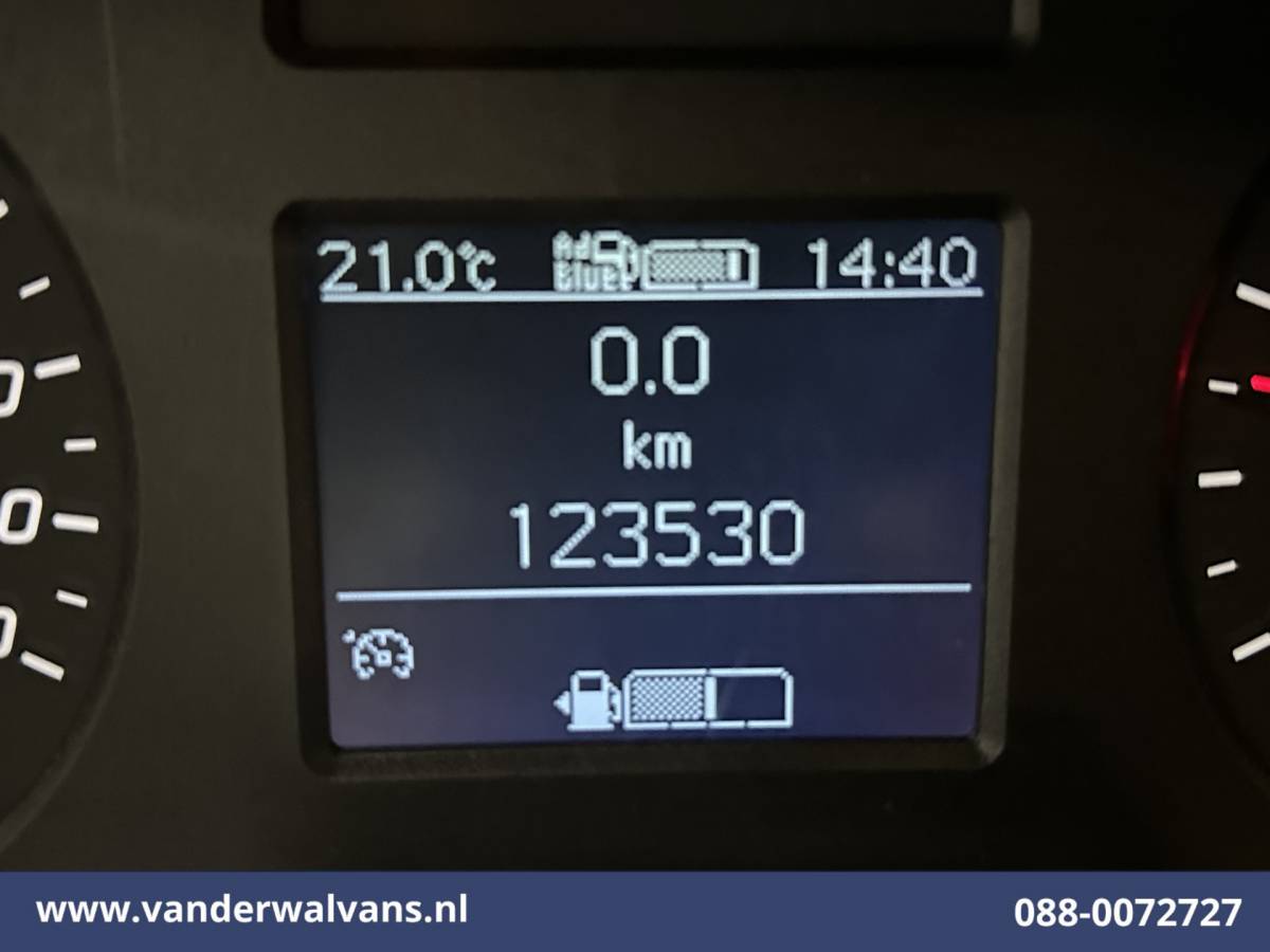 Mercedes-Benz Sprinter Mercedes-Benz Sprinter 315 CDI 150pk L2H2 Euro6 Airco | Camera | Apple Carplay | Cruisecontrol | Chauffeursstoel | Leder Android Auto, Parkeersensoren, Bijrijdersbank