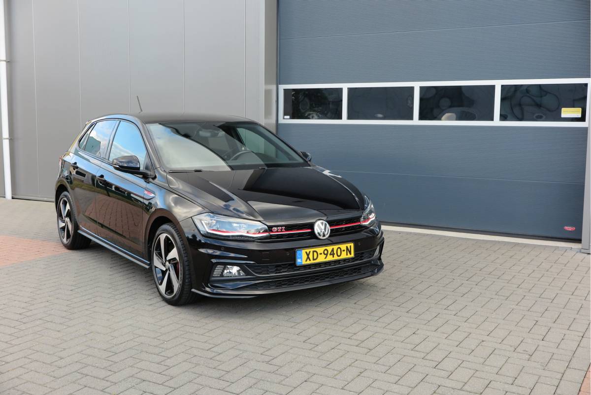 Volkswagen Polo Volkswagen Polo 2.0 TSI GTI 147kw 200PK DSG Led, Virtual cockpit , Stoelverwarming , Navi , Carplay, PDC, Schakelflippers , Camera ,Adaptive cruise  , etc. (Recent onderhouden , historie volledig bekend)