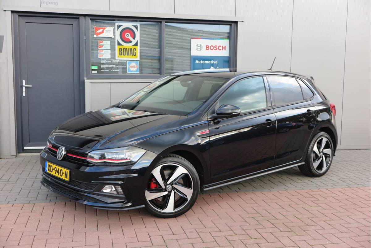 Volkswagen Polo Volkswagen Polo 2.0 TSI GTI 147kw 200PK DSG Led, Virtual cockpit , Stoelverwarming , Navi , Carplay, PDC, Schakelflippers , Camera ,Adaptive cruise  , etc. (Recent onderhouden , historie volledig bekend)