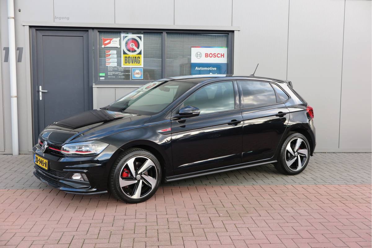 Volkswagen Polo Volkswagen Polo 2.0 TSI GTI 147kw 200PK DSG Led, Virtual cockpit , Stoelverwarming , Navi , Carplay, PDC, Schakelflippers , Camera ,Adaptive cruise  , etc. (Recent onderhouden , historie volledig bekend)