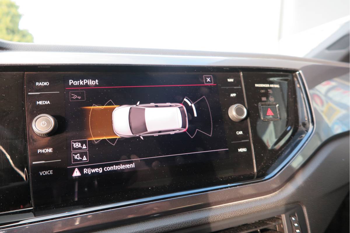 Volkswagen Polo Volkswagen Polo 2.0 TSI GTI 147kw 200PK DSG Led, Virtual cockpit , Stoelverwarming , Navi , Carplay, PDC, Schakelflippers , Camera ,Adaptive cruise  , etc. (Recent onderhouden , historie volledig bekend)