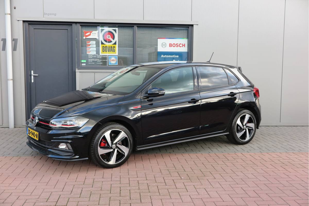 Volkswagen Polo Volkswagen Polo 2.0 TSI GTI 147kw 200PK DSG Led, Virtual cockpit , Stoelverwarming , Navi , Carplay, PDC, Schakelflippers , Camera ,Adaptive cruise  , etc. (Recent onderhouden , historie volledig bekend)