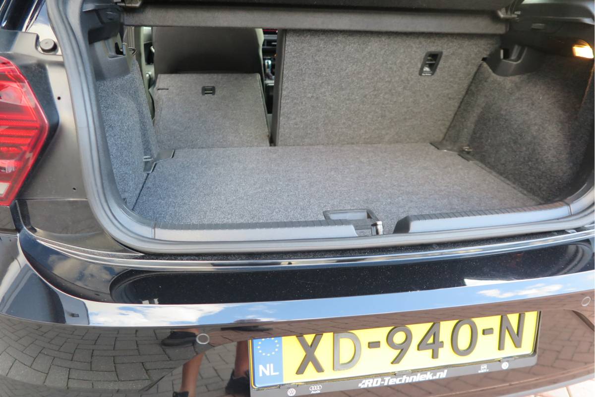 Volkswagen Polo Volkswagen Polo 2.0 TSI GTI 147kw 200PK DSG Led, Virtual cockpit , Stoelverwarming , Navi , Carplay, PDC, Schakelflippers , Camera ,Adaptive cruise  , etc. (Recent onderhouden , historie volledig bekend)