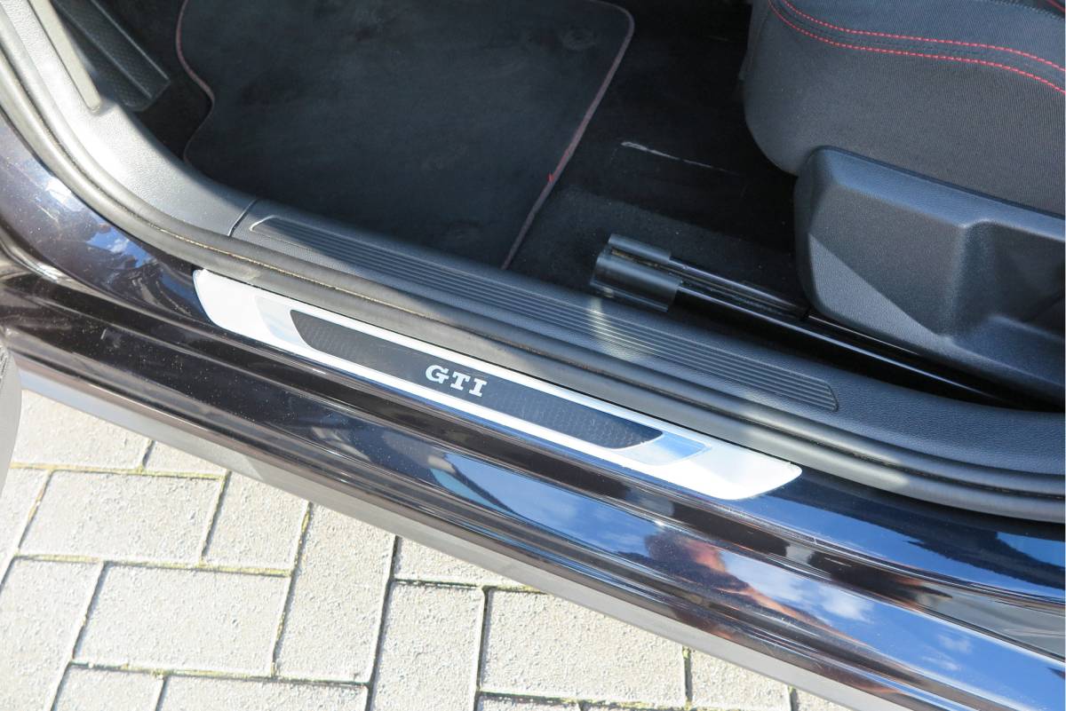 Volkswagen Polo Volkswagen Polo 2.0 TSI GTI 147kw 200PK DSG Led, Virtual cockpit , Stoelverwarming , Navi , Carplay, PDC, Schakelflippers , Camera ,Adaptive cruise  , etc. (Recent onderhouden , historie volledig bekend)
