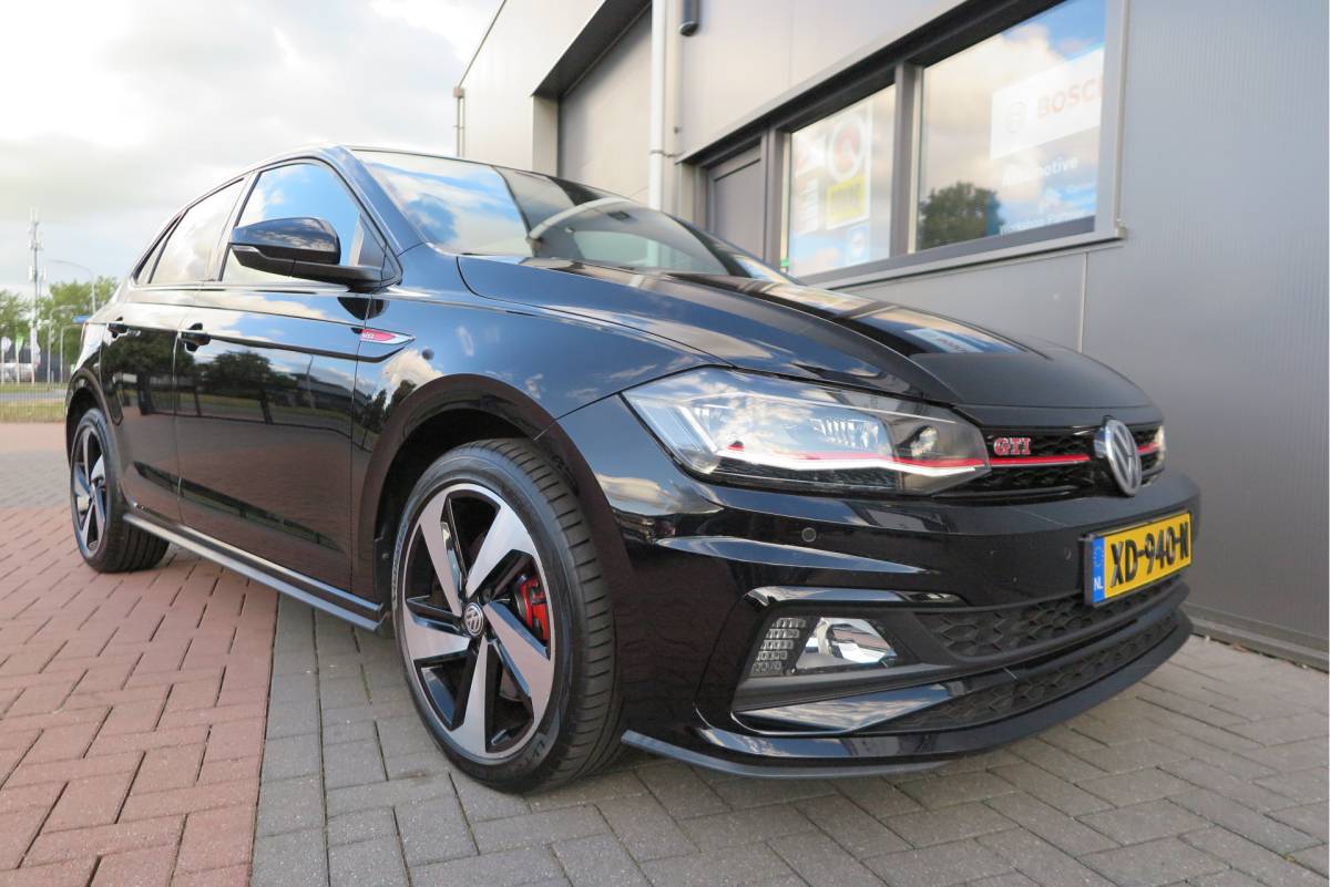 Volkswagen Polo Volkswagen Polo 2.0 TSI GTI 147kw 200PK DSG Led, Virtual cockpit , Stoelverwarming , Navi , Carplay, PDC, Schakelflippers , Camera ,Adaptive cruise  , etc. (Recent onderhouden , historie volledig bekend)