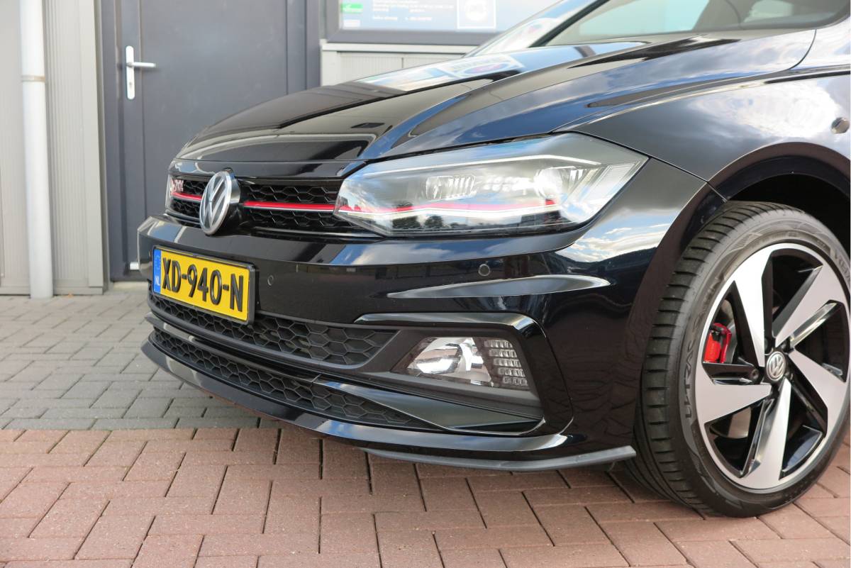 Volkswagen Polo Volkswagen Polo 2.0 TSI GTI 147kw 200PK DSG Led, Virtual cockpit , Stoelverwarming , Navi , Carplay, PDC, Schakelflippers , Camera ,Adaptive cruise  , etc. (Recent onderhouden , historie volledig bekend)