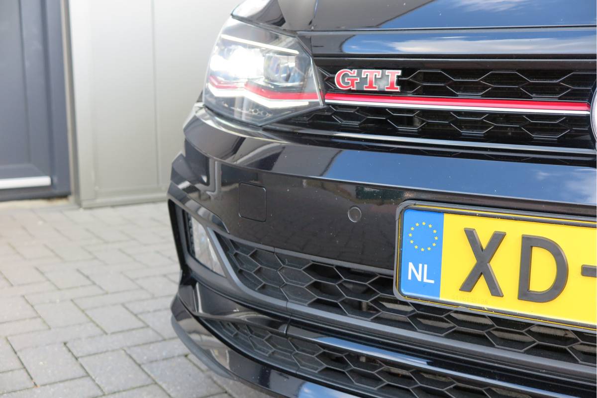 Volkswagen Polo Volkswagen Polo 2.0 TSI GTI 147kw 200PK DSG Led, Virtual cockpit , Stoelverwarming , Navi , Carplay, PDC, Schakelflippers , Camera ,Adaptive cruise  , etc. (Recent onderhouden , historie volledig bekend)