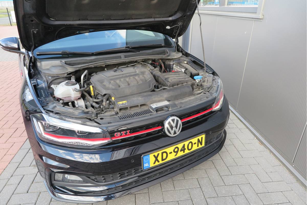 Volkswagen Polo Volkswagen Polo 2.0 TSI GTI 147kw 200PK DSG Led, Virtual cockpit , Stoelverwarming , Navi , Carplay, PDC, Schakelflippers , Camera ,Adaptive cruise  , etc. (Recent onderhouden , historie volledig bekend)