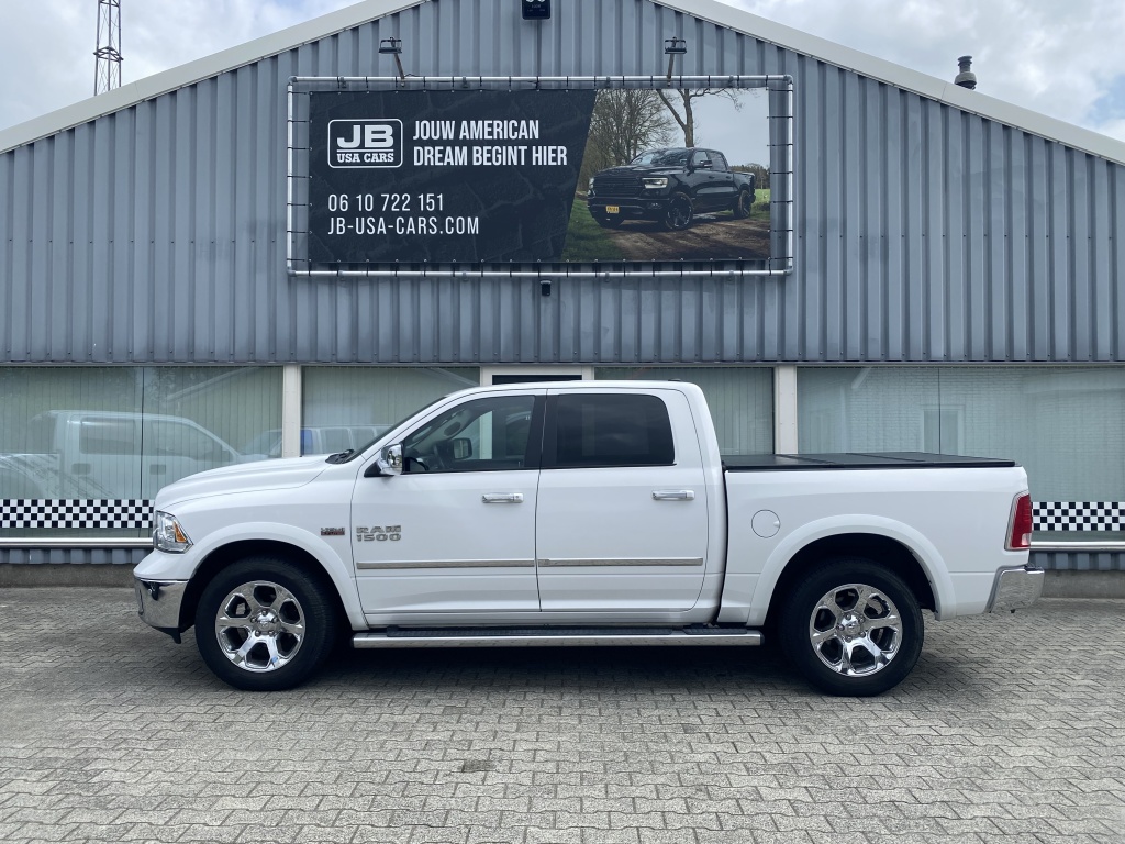 Dodge Ram 1500 Dodge Ram 1500 5.7 V8 1 Eigenaar. Zeer netjes.