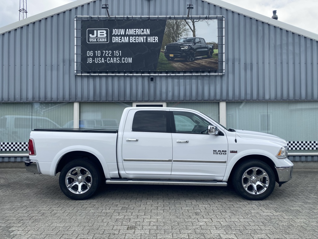 Dodge Ram 1500 Dodge Ram 1500 5.7 V8 1 Eigenaar. Zeer netjes.