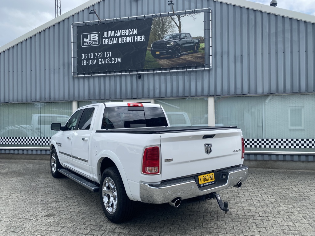 Dodge Ram 1500 Dodge Ram 1500 5.7 V8 1 Eigenaar. Zeer netjes.