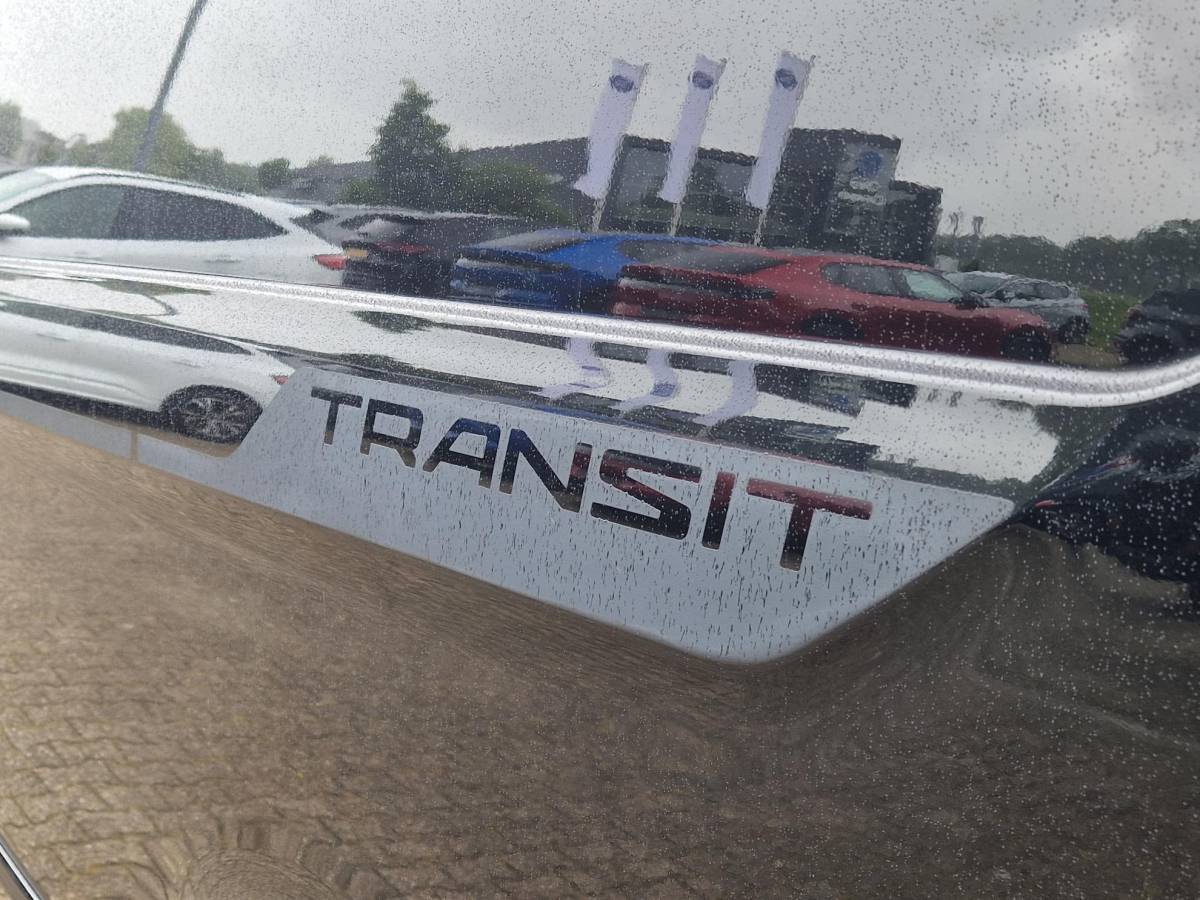Ford Transit Custom Ford Transit Custom 320 2.0 TDCI L1H1 Sport | 185PK! | ZEER NETTE AUTO! | Bi-Xenon | Winterpack | Navigatie | Camera achter | Led dagrijverlichting | Raptor grille | Leder/stof bekleding