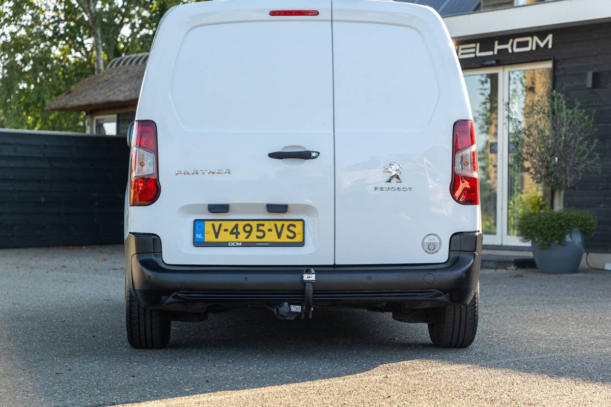 Peugeot Partner Peugeot Partner 1.6 BlueHDI Pro Trekhaak I Airco I Bluetooth I Betimmering I NAP I BTW