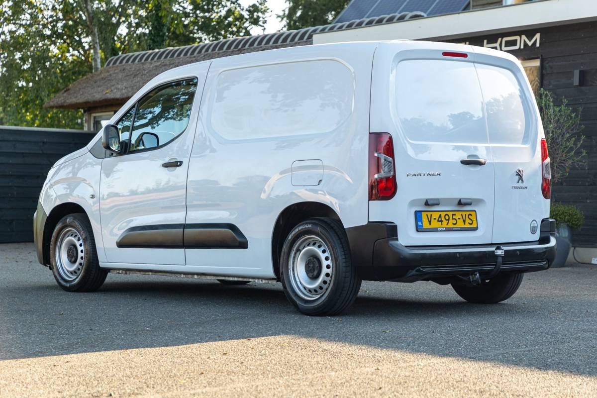 Peugeot Partner Peugeot Partner 1.6 BlueHDI Pro Trekhaak I Airco I Bluetooth I Betimmering I NAP I BTW