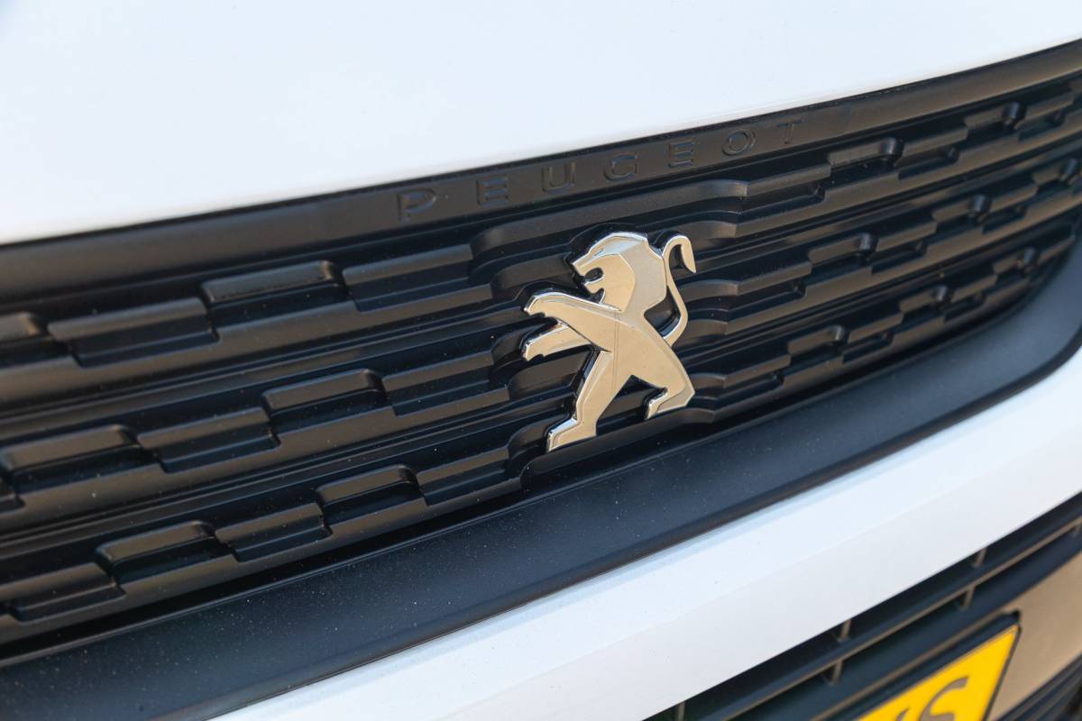 Peugeot Partner Peugeot Partner 1.6 BlueHDI Pro Trekhaak I Airco I Bluetooth I Betimmering I NAP I BTW