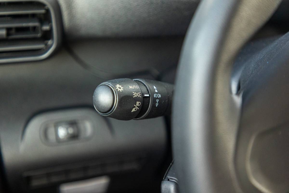 Peugeot Partner Peugeot Partner 1.2 PureTech 110 PK Premium Airco I Cruise I CarPlay I Android I Parkeersensoren I NAP