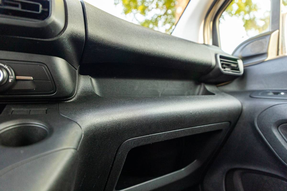 Peugeot Partner Peugeot Partner 1.2 PureTech 110 PK Premium Airco I Cruise I CarPlay I Android I Parkeersensoren I NAP