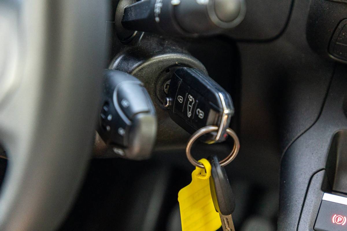 Peugeot Partner Peugeot Partner 1.2 PureTech 110 PK Premium Airco I Cruise I CarPlay I Android I Parkeersensoren I NAP