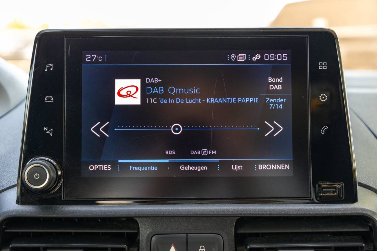 Peugeot Partner Peugeot Partner 1.2 PureTech 110 PK Premium Airco I Cruise I CarPlay I Android I Parkeersensoren I NAP