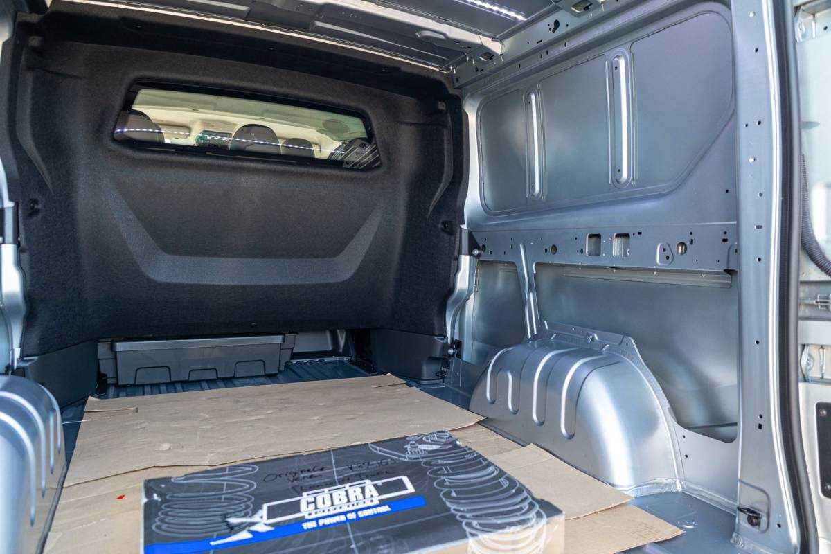 Renault Trafic Renault TRAFIC 2.0 Blue dCi EDC 170 T29 L2H1 Extra Dubbele Cabine I Automaat I 19 Inch I Spoilerset I Trekhaak I Camera I Nieuw