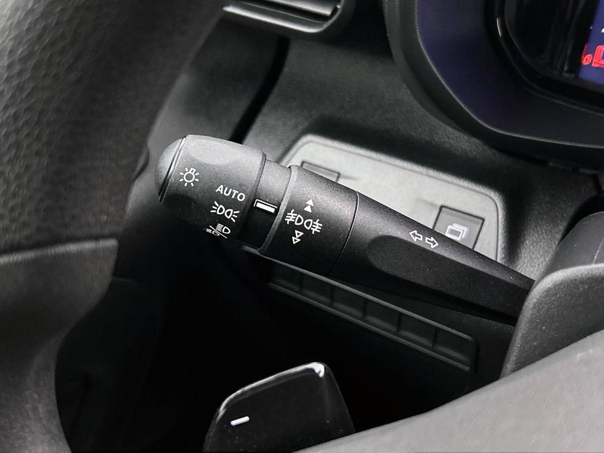 Opel Combo Opel Combo 1.5 BlueHDi 130PK L2 Automaat Apple Carplay / Android Auto Navigatie Trekhaak Airco Camera Cruise Control Parkeersensoren V+A DAB