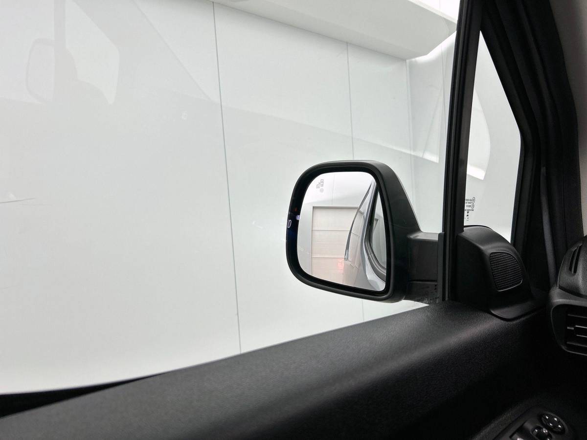 Opel Combo Opel Combo 1.5 BlueHDi 130PK L2 Automaat Apple Carplay / Android Auto Navigatie Trekhaak Airco Camera Cruise Control Parkeersensoren V+A DAB
