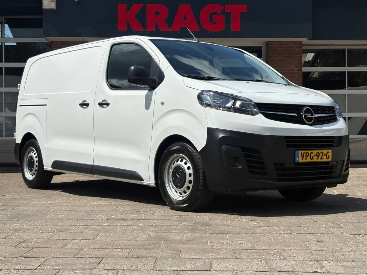Opel Vivaro Opel Vivaro 2.0 CDTI L2H1 Edition|144PK|airco|cruise|apple carplay|trekhaak|parkeersensoren achter|drie zitplaatsen|EURO6.