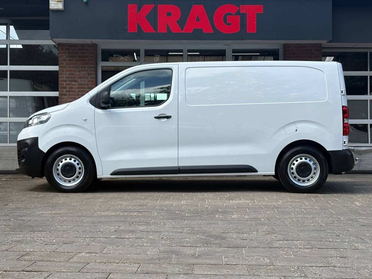 Opel Vivaro Opel Vivaro 2.0 CDTI L2H1 Edition|144PK|airco|cruise|apple carplay|trekhaak|parkeersensoren achter|drie zitplaatsen|EURO6.