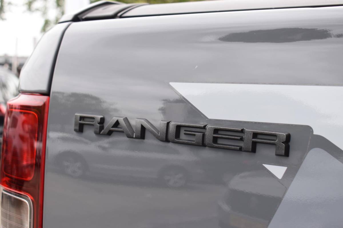 Ford Ranger Ford Ranger 2.0 EcoBlue Wildtrak Supercab RAPTOR LIMITED EDITION