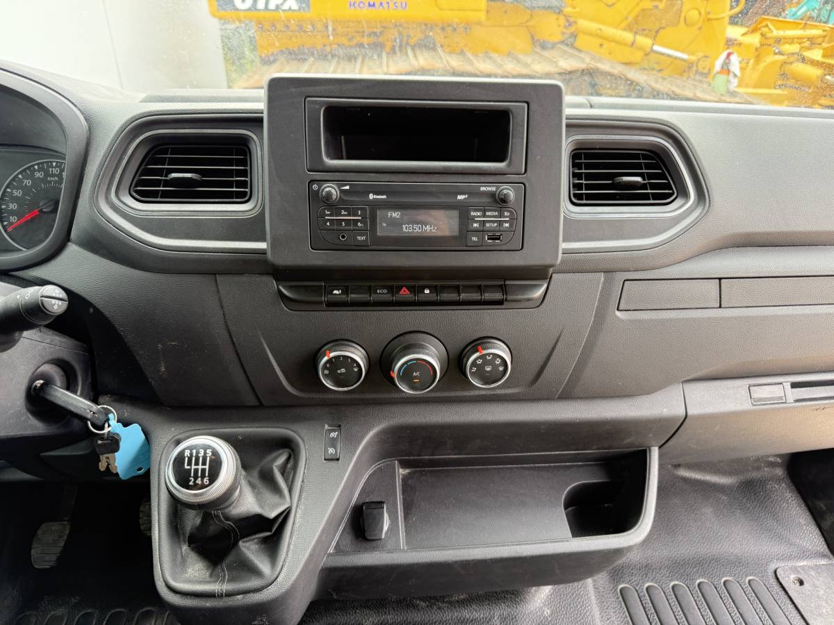 Renault Master Renault Master 2.3 DCI 130PK Kipper Dubbellucht Kist 3,5t Trekhaak Airco Cruise Control Tipper Benne