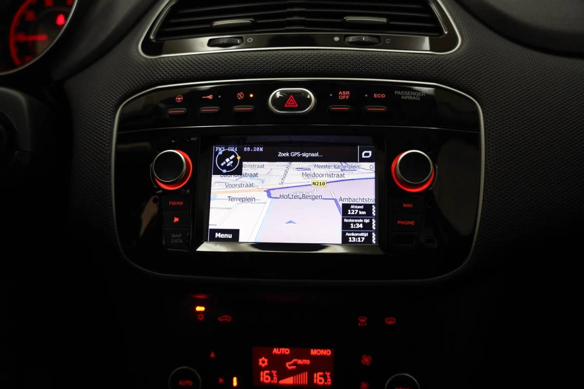 Fiat Punto Fiat Punto Evo 0.9 TwinAir Sempre 5-drs [ Navi Climate Cruise ]