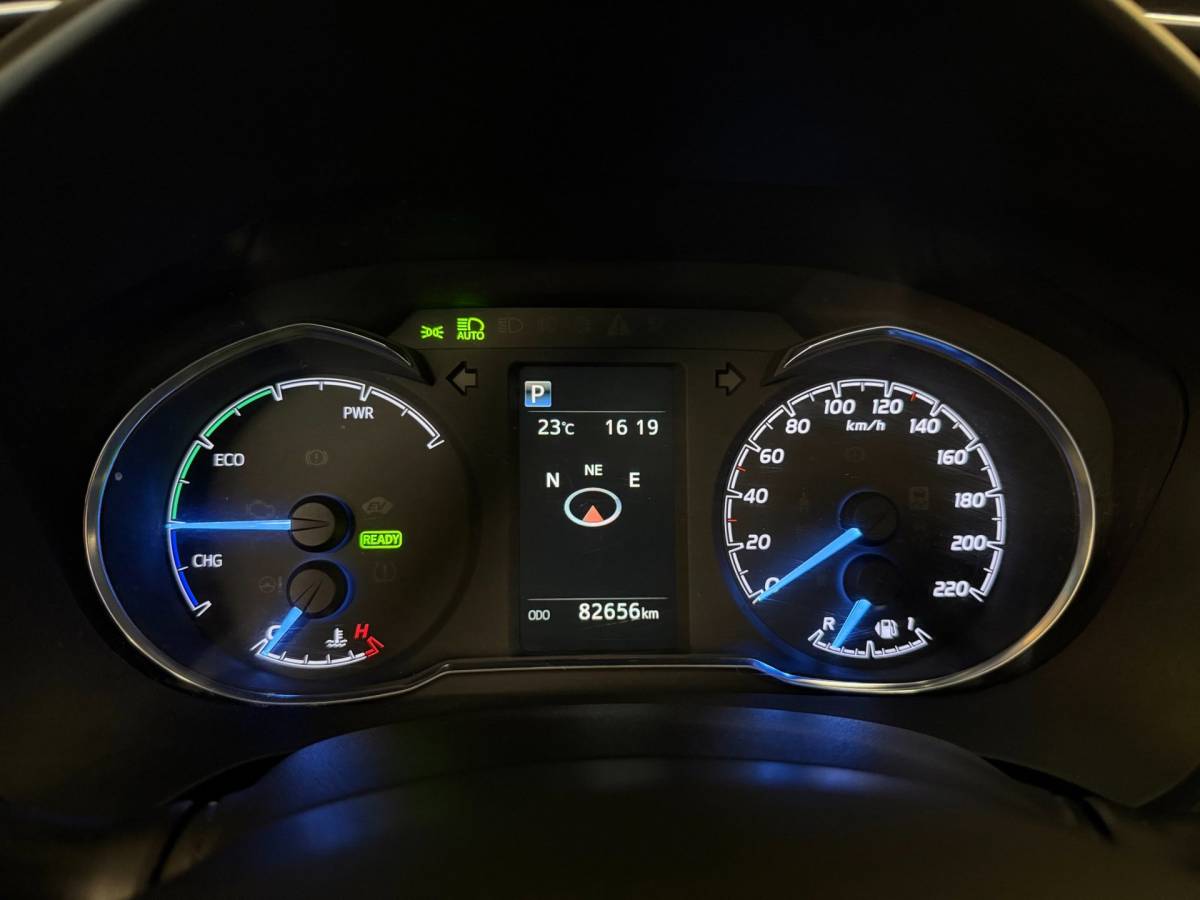 Toyota Yaris Toyota Yaris 1.5 Hybrid Premium *2de Eigenaar/Dealer OH* Pano|Camera|Keyless|Navi|Cruise|Lane-Assist|NAP
