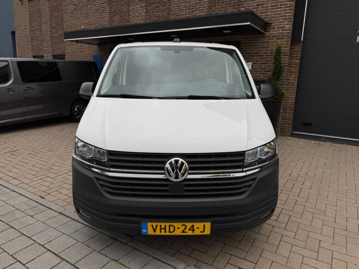 Volkswagen Transporter Volkswagen Transporter 2.0 TDI T6 L2H1 28 150PK Highline Dubbelle Schuifdeuren Airco Navi Cruise Control Elk. Ramen Zeer Nette