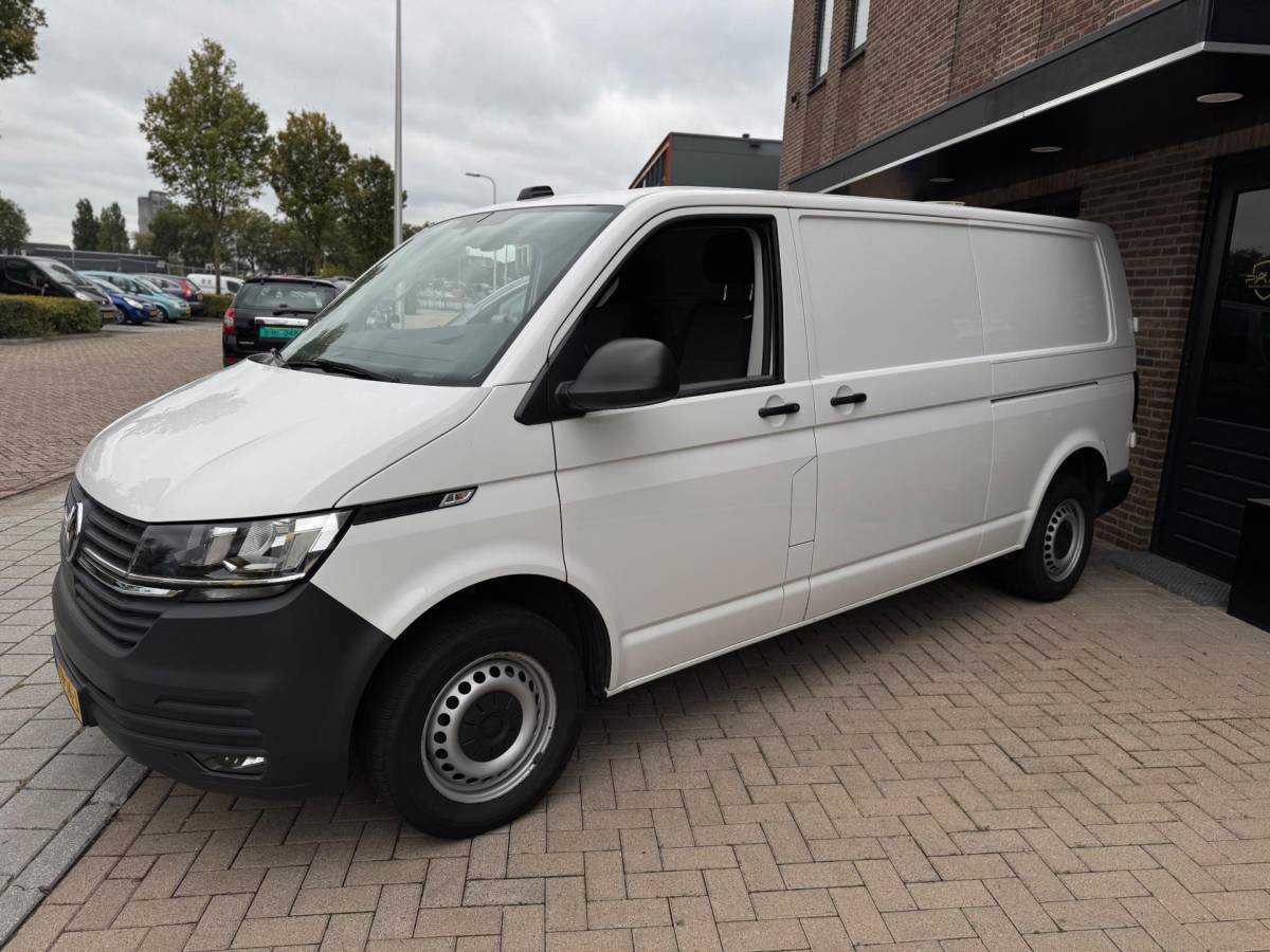 Volkswagen Transporter Volkswagen Transporter 2.0 TDI T6 L2H1 28 150PK Highline Dubbelle Schuifdeuren Airco Navi Cruise Control Elk. Ramen Zeer Nette