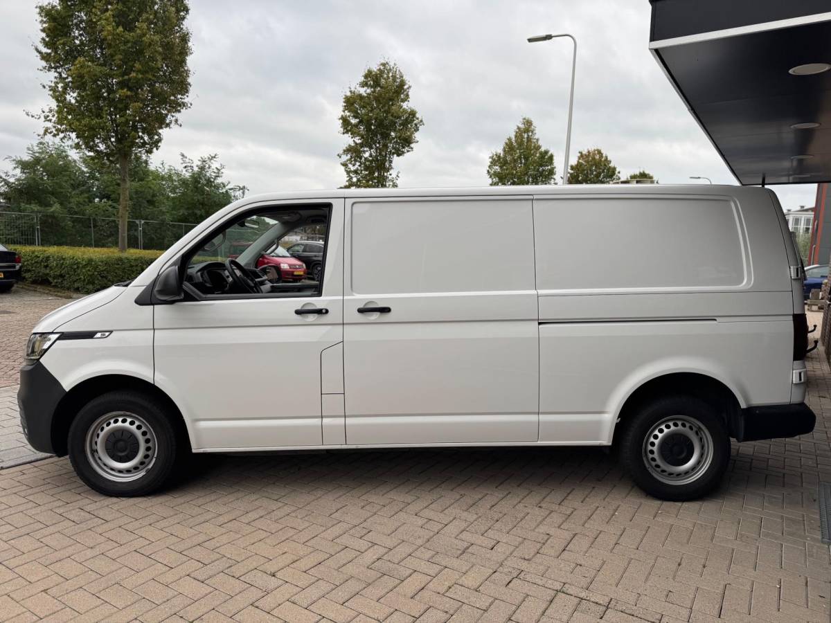 Volkswagen Transporter Volkswagen Transporter 2.0 TDI T6 L2H1 28 150PK Highline Dubbelle Schuifdeuren Airco Navi Cruise Control Elk. Ramen Zeer Nette