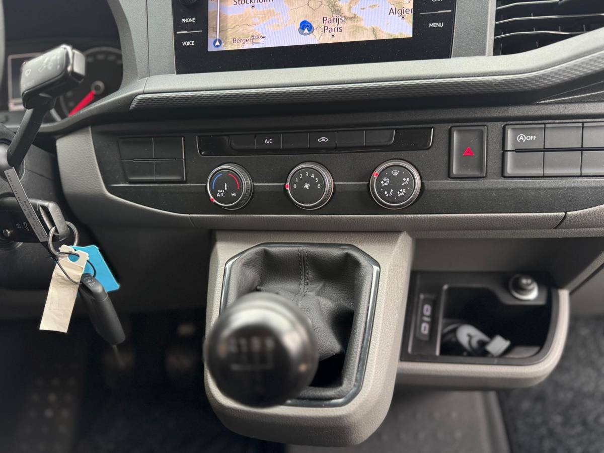 Volkswagen Transporter Volkswagen Transporter 2.0 TDI T6 L2H1 28 150PK Highline Dubbelle Schuifdeuren Airco Navi Cruise Control Elk. Ramen Zeer Nette