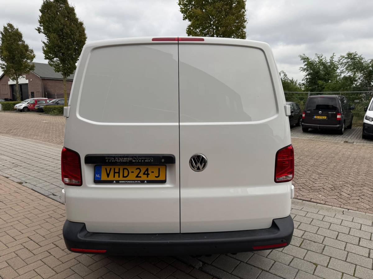 Volkswagen Transporter Volkswagen Transporter 2.0 TDI T6 L2H1 28 150PK Highline Dubbelle Schuifdeuren Airco Navi Cruise Control Elk. Ramen Zeer Nette