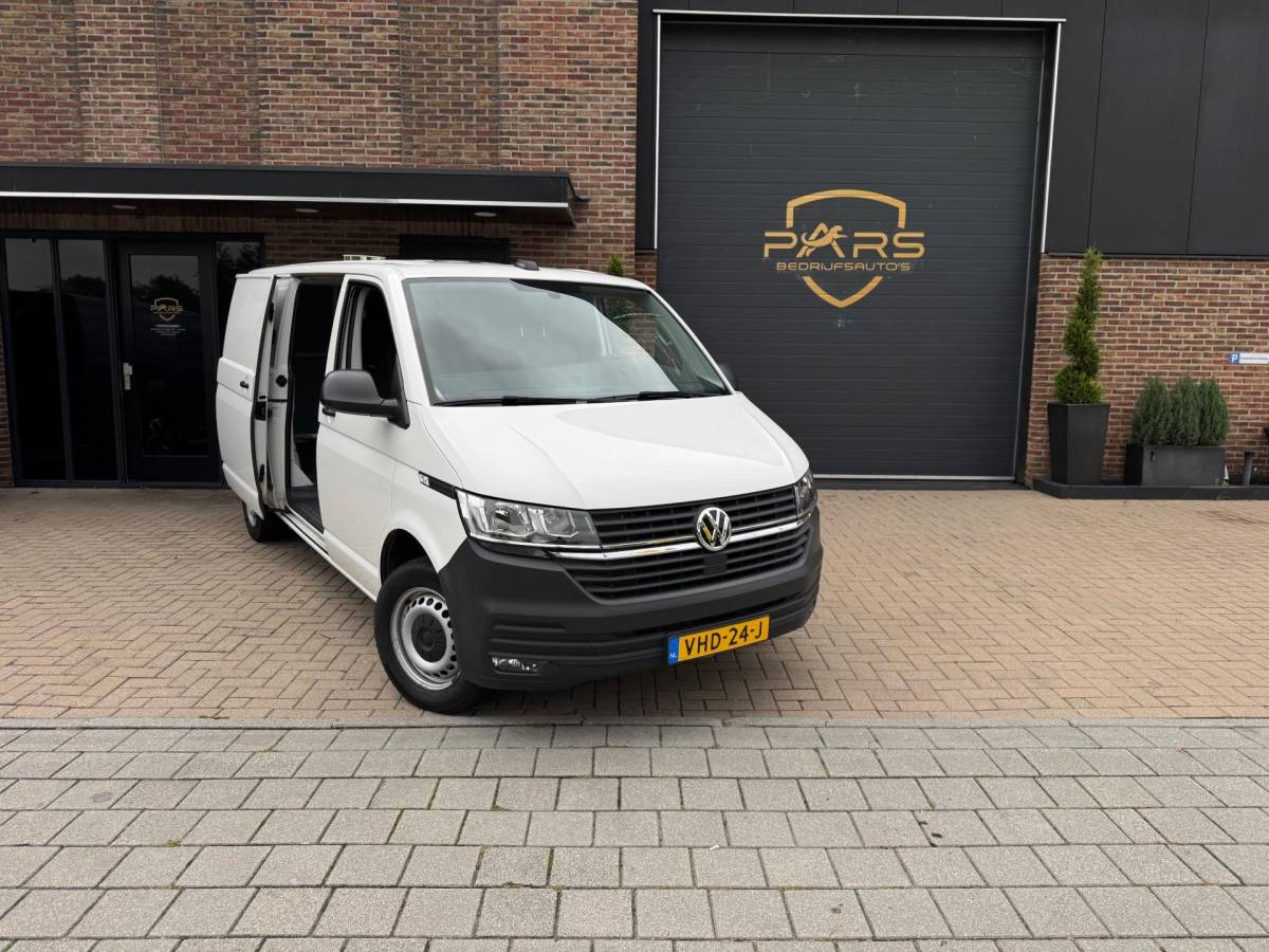 Volkswagen Transporter Volkswagen Transporter 2.0 TDI T6 L2H1 28 150PK Highline Dubbelle Schuifdeuren Airco Navi Cruise Control Elk. Ramen Zeer Nette