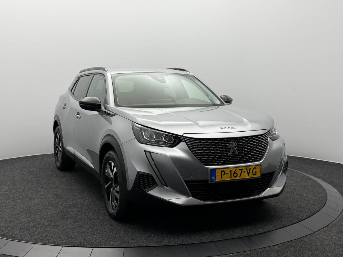 Peugeot e-2008 Peugeot e-2008 EV Allure Pack 50 kWh 3-Fase SOH 92,1% | 3D i-Cockpit | Navigatie | Camera | Full-Led | Carplay&Android