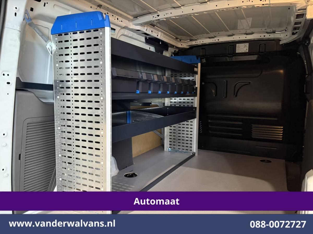 Ford Transit Connect Ford Transit Connect 1.5 EcoBlue 100pk Automaat L2H1 inrichting Euro6 Airco | Camera | Cruisecontrol | Trekhaak Parkeersensoren, Apple Carplay