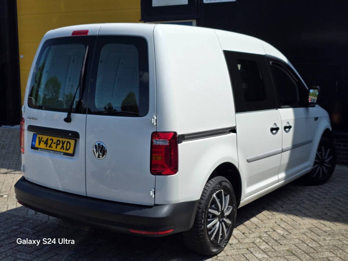 Volkswagen Caddy Volkswagen CADDY 2.0 TDI L1H1 BMT Comfortline / Airco / Cruise Control / Pdc / Schuifdeur / Nette Staat / Euro 6