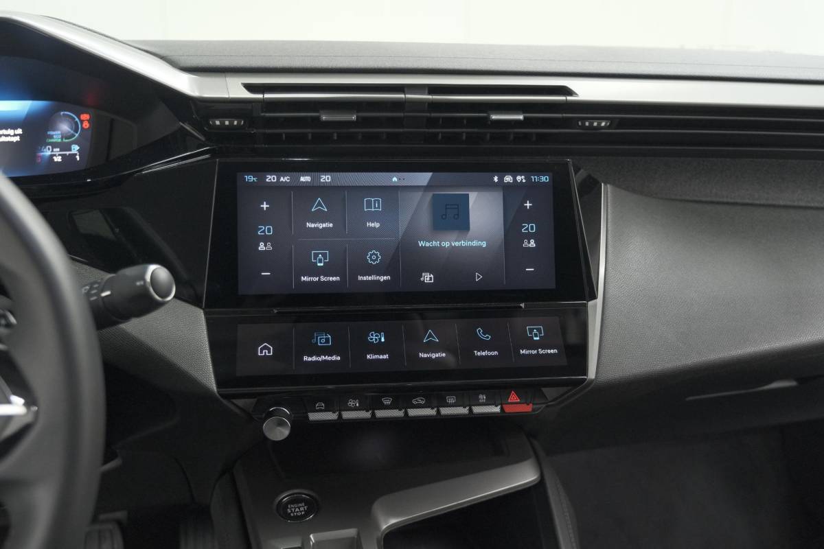 Peugeot 408 Peugeot 408 Hybrid 136 e-DCS6 Allure | 360 Camera | Adaptieve Cruise Control | Navigatie