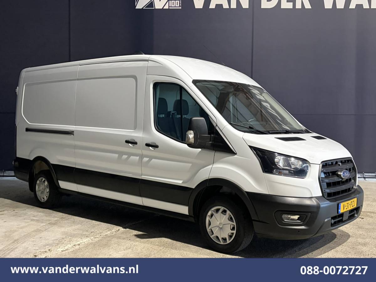 Ford Transit Ford Transit 2.0 TDCI 130pk L3H2 Euro6 Airco | Cruisecontrol | Camera | Parkeersensoren Verwarmde voorruit, Bijrijdersbank