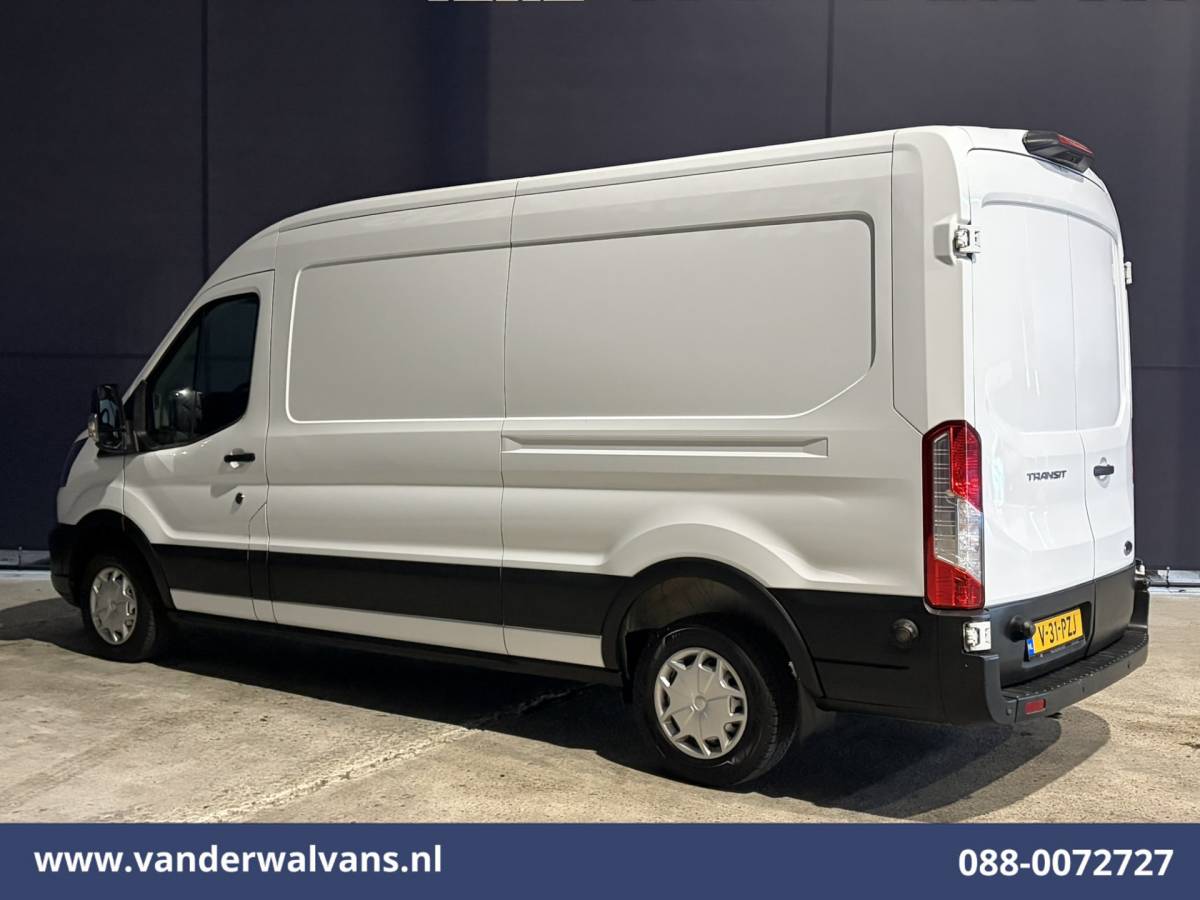 Ford Transit Ford Transit 2.0 TDCI 130pk L3H2 Euro6 Airco | Cruisecontrol | Camera | Parkeersensoren Verwarmde voorruit, Bijrijdersbank