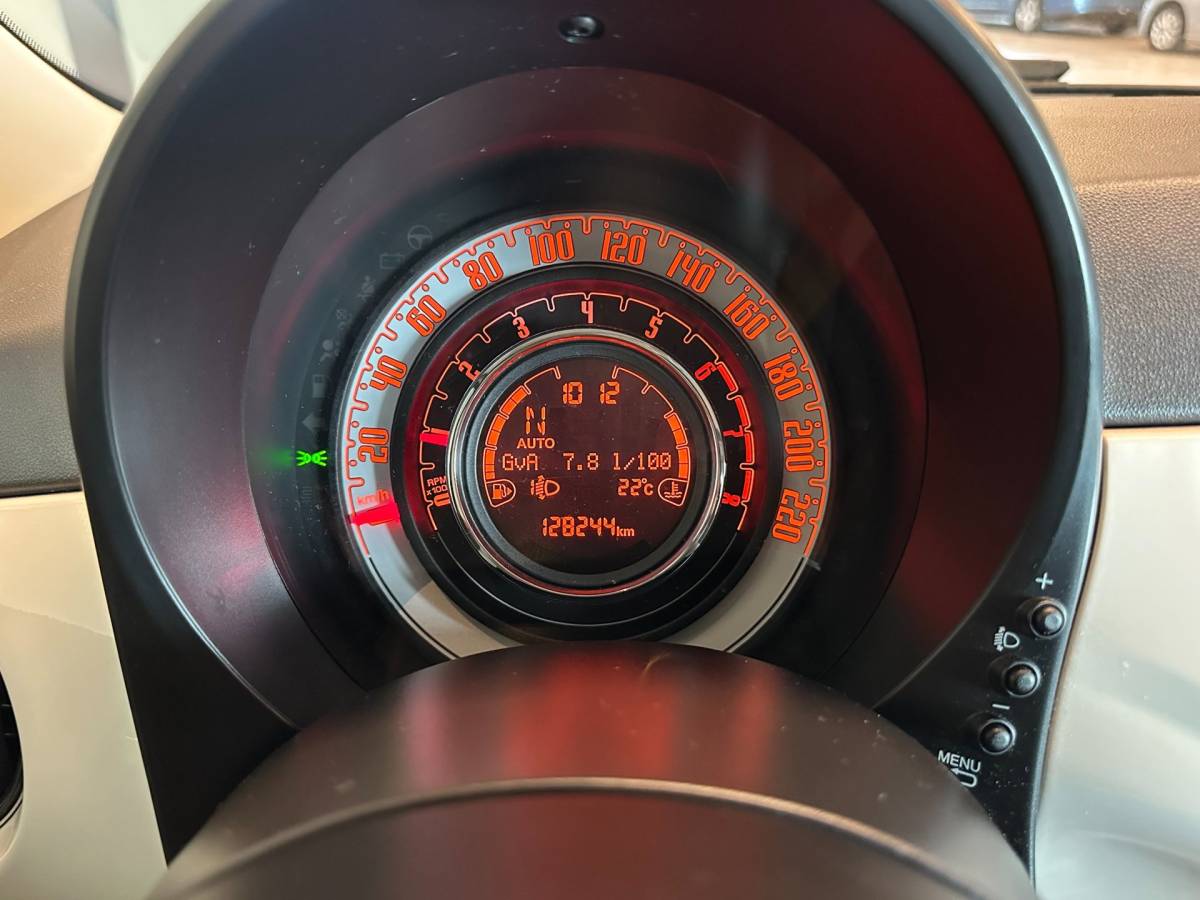 Fiat 500 Fiat 500 0.9 TwinAir TURBO AUTOMAAT LOUNGE-uitv|LM-VELGEN|AIRCO|NAVIGATIE|BLUETOOTH|ISOFIX|USB+AUX|nweAPK+O.H.BEURT BIJ AFLEVERING